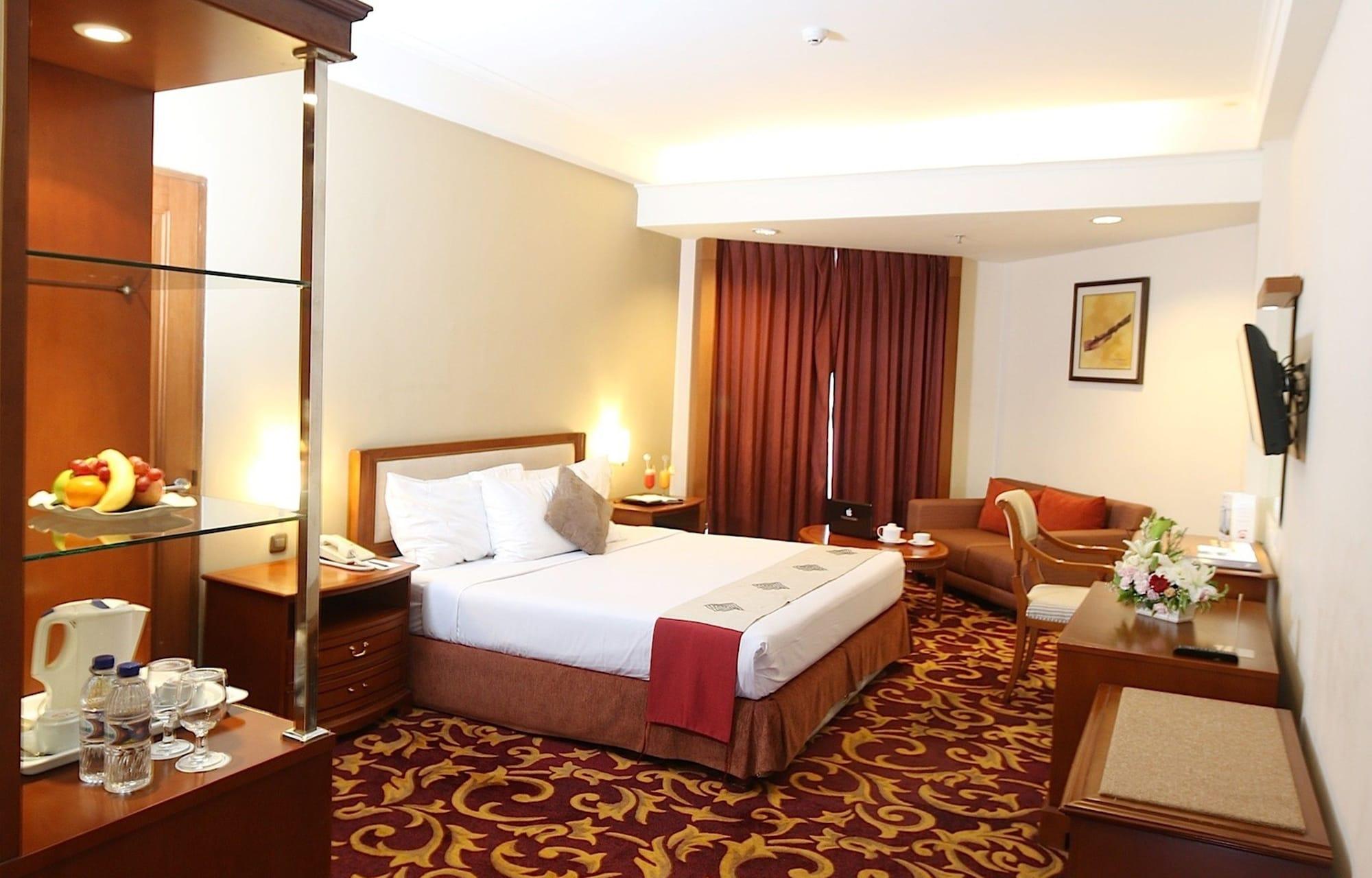 Hotel Bidakara Jakarta Exterior photo